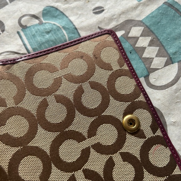 Coach Tan and Burgundy Patterned Wallet - Picture 5 of 6